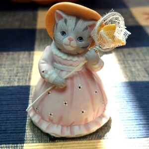 Kitty Cucumber Butterfly In Net